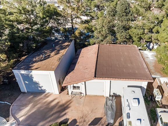 3rd image of 4250 E Quail Ave