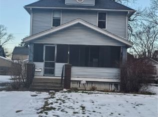 930 Oak Knoll Ave SE, Warren, OH