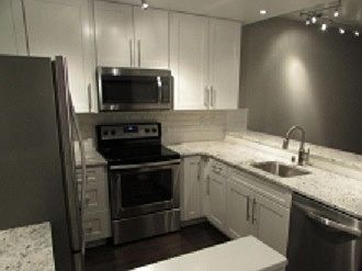 2nd image of 234 N Broadway Fl 3rd