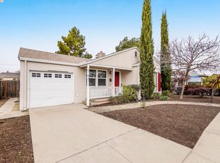 21861 Redwood Rd, Castro Valley, CA 94546
