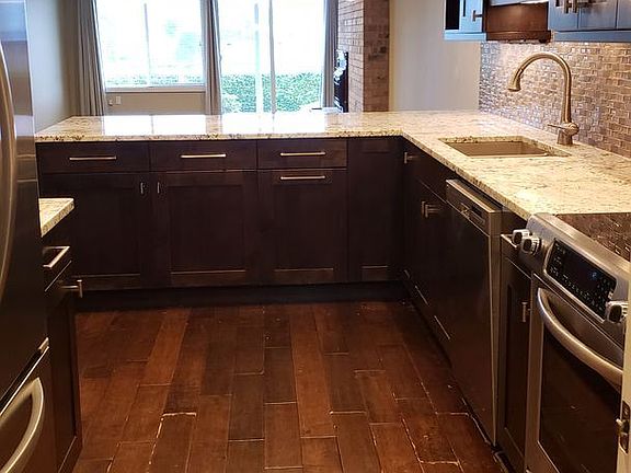4th image of 7517 Soundview Dr