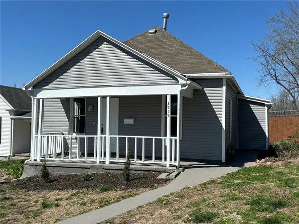 3515 Lafayette St, Saint Joseph, MO 64507