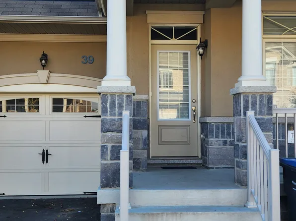 39 Folgate Cres, Brampton, ON L6R 4A8