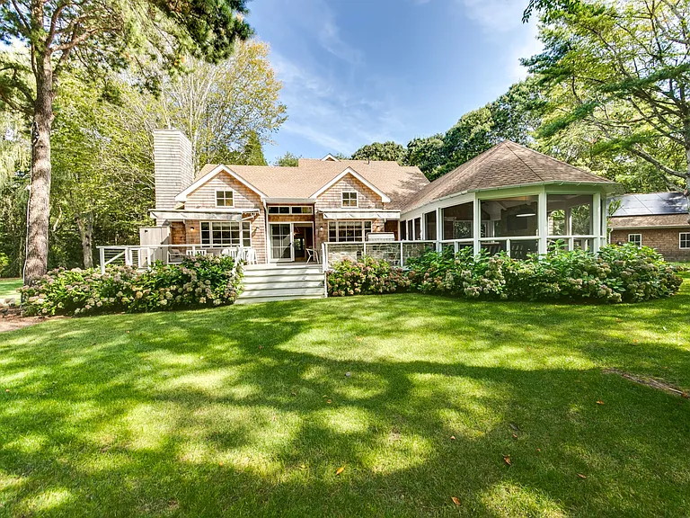 8 Lily Hill Rd — Photo 35