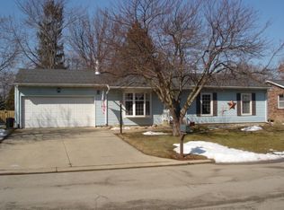 16 Heather Dr, La Salle, IL 61301