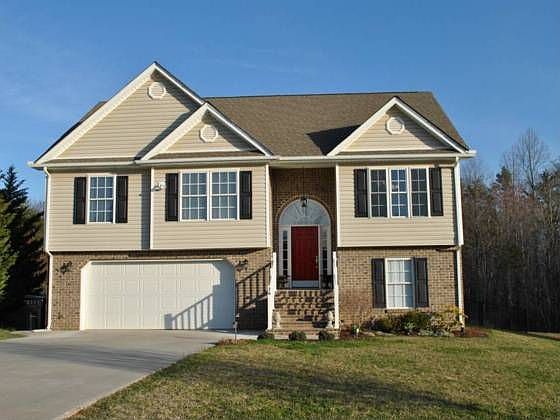 2nd image of 26 Delaney Dr