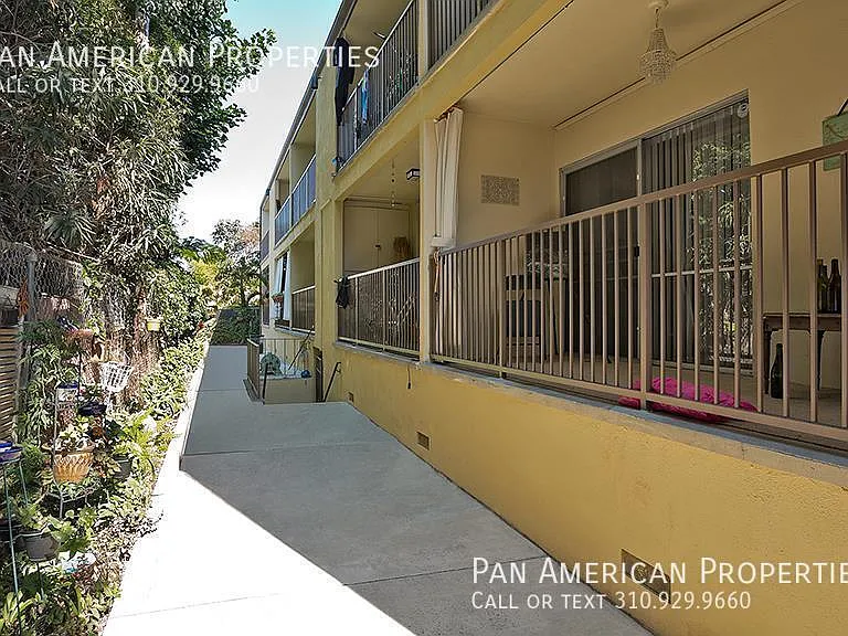 271 Molino Ave #16 — Photo 12