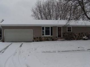 809 Elm St, Hartford, WI 53027