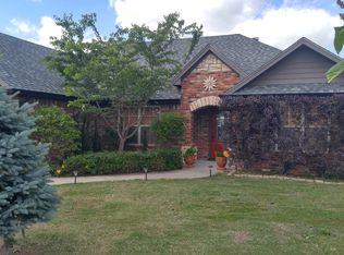 18070 W Dusty Ave, Tahlequah, OK 74464