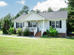 195 Trail Ridge Dr, Benson, NC 27504