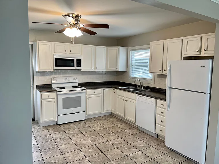 1201 Reedsdale Rd — Photo 22