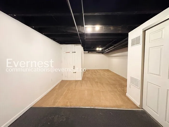 1631 S Charles St — Photo 23