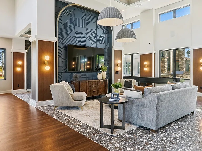 The Liliana Apartment Homes — Photo 21