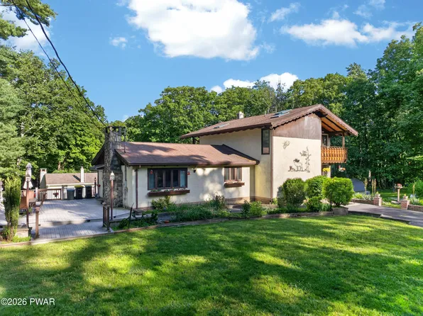 162 Doolan Rd, Dingmans Ferry, PA 18328