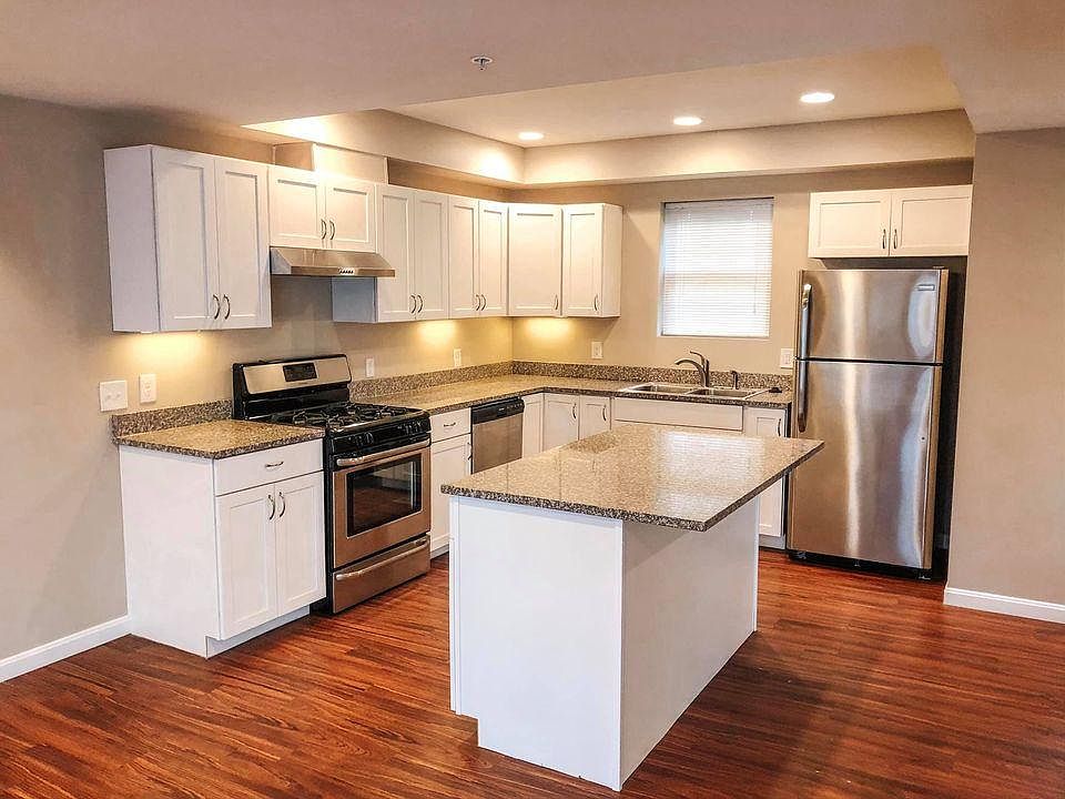 1st image of 1129 Auburn Ave #1129