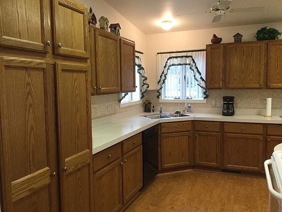 5th image of 1312 Ascot Ct