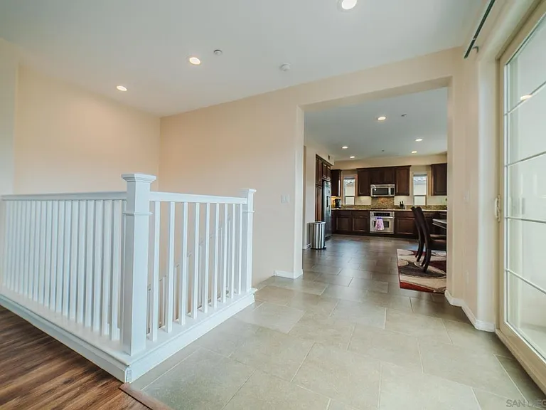 2233 Capistrano Way #13 — Photo 9