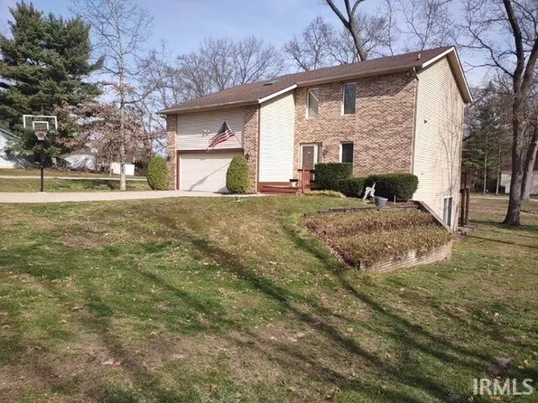 12149 Timberline Trce N, Granger, IN 46530