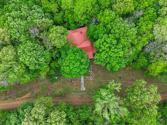 2nd image of 709 Jones Rd