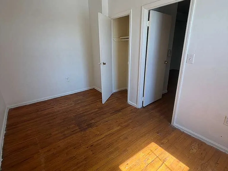 210-212 Central Ave #3E — Photo 5