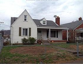 1st image of 309 1st Ave