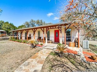 784 Spring Mountain Dr, Canyon Lake, TX 78133