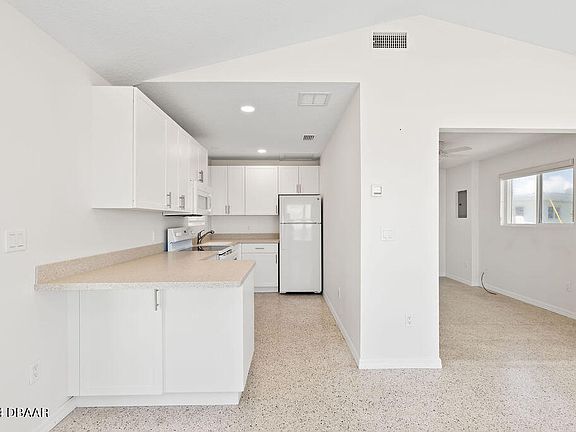 5th image of 1301 Ocean Shore Blvd
