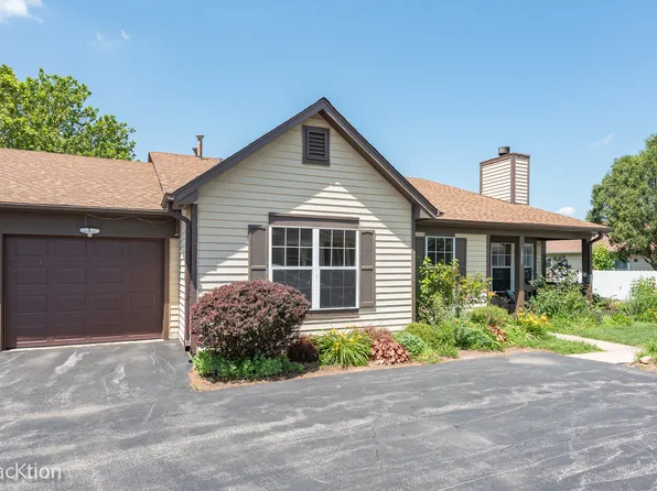 1827 Appaloosa Dr, Naperville, IL 60565