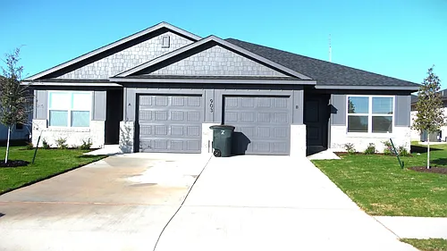 903 Cherry Laurel Ln Photo 1