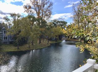 1175 Fairways Blvd #1, Troy, MI 48085