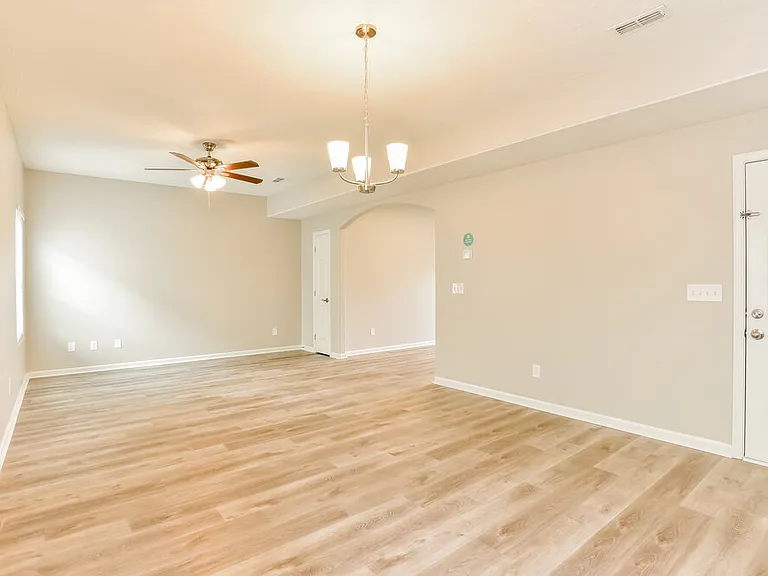 1631 Sunray Dr — Photo 6