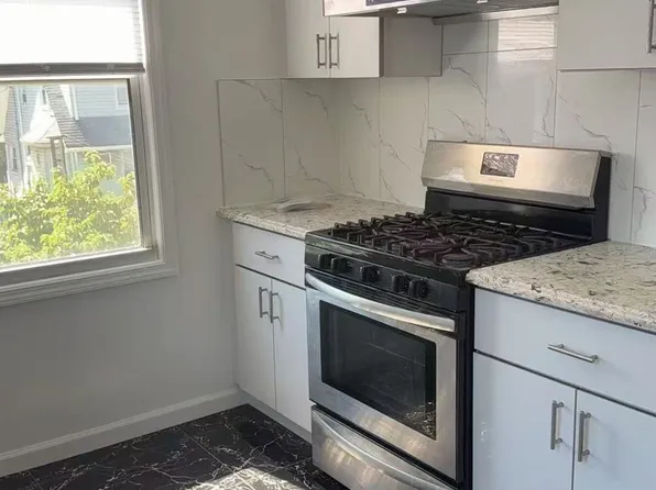 (undisclosed Address), College Pt, NY 11356