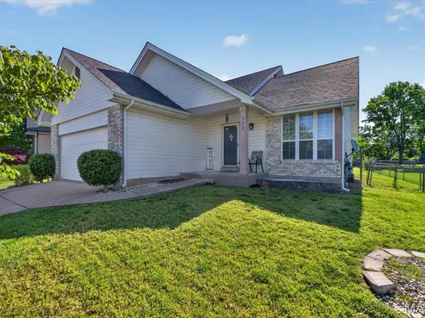 328 Bristol Pl, O'Fallon, MO 63366