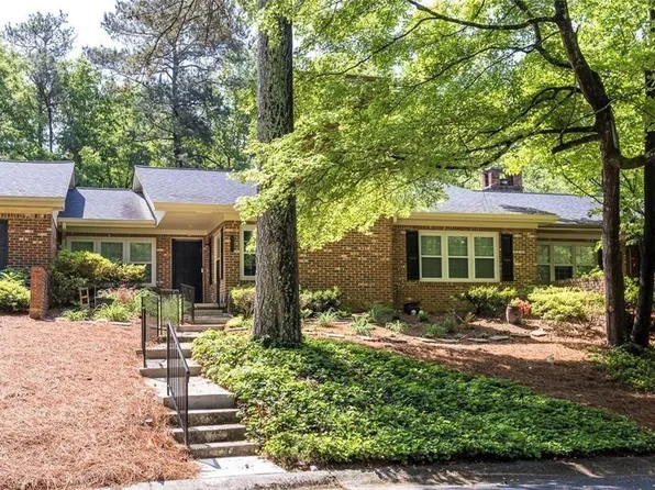 4035 Deerings Dr, Peachtree Corners, GA 30092