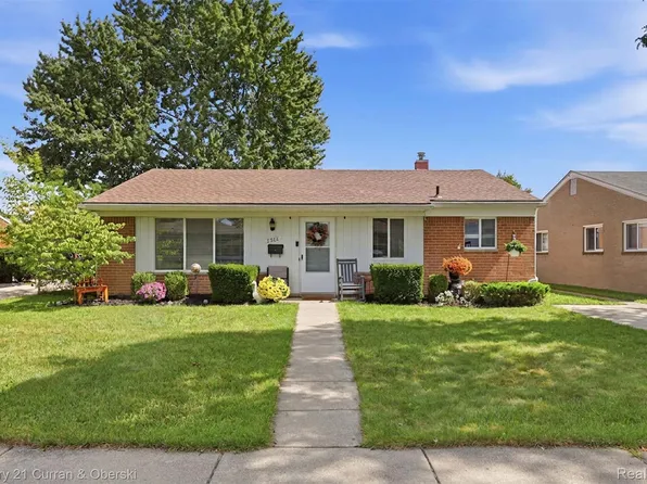 8300 N Henry Ruff Rd, Westland, MI 48185