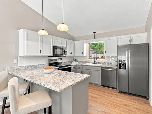 15485 Darjeeling Path, Rosemount, MN 55068