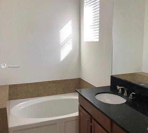 4th image of 762 NE 193rd St #0