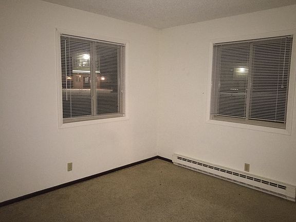 4th image of 371 Southland Dr