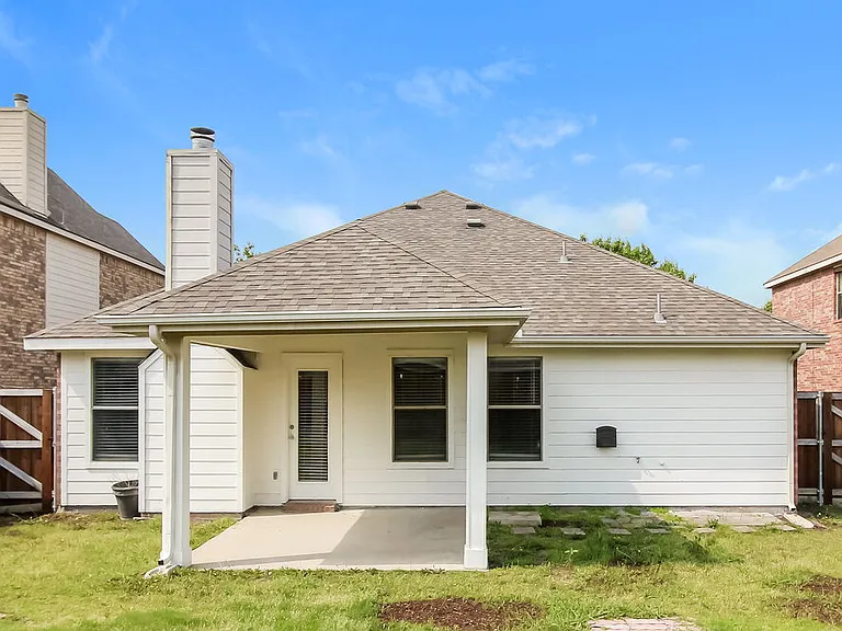 129 Arbordale Way — Photo 16