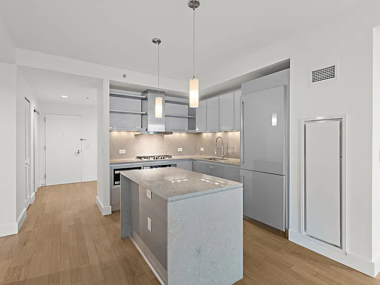 77 Hudson St #1409 — Photo 10