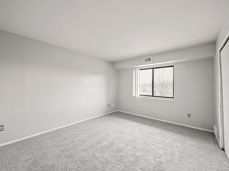 Glenwood Apartments — Photo 20