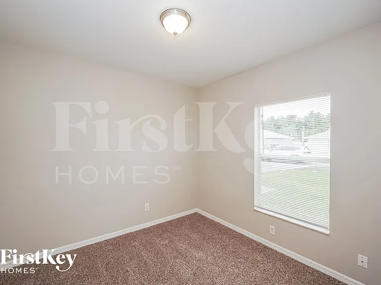8235 Mossborger Ave — Photo 15