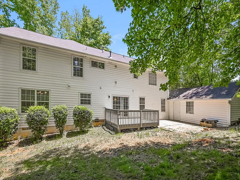 2915 Emerson Lake Dr — Photo 20