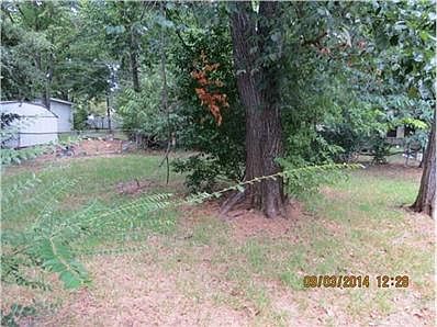 3rd image of 716 Morrison Dr