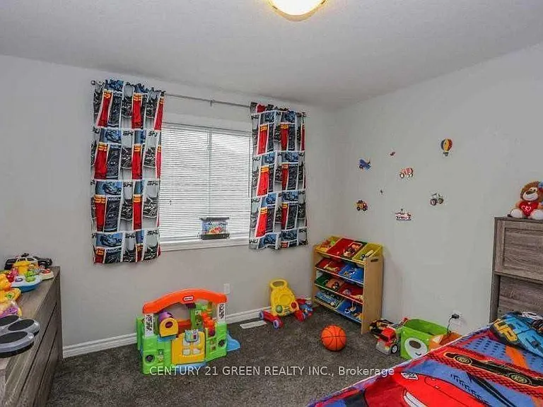1221 Gough Rd #UPPER LEVEL — Photo 14