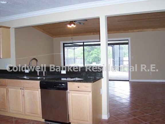 5th image of 7676 Clubhouse Estates Dr