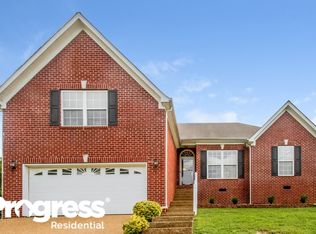 1704 Bridgecrest Dr, Antioch, TN 37013