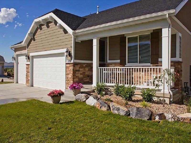 1st image of 149 E Cottage Cv