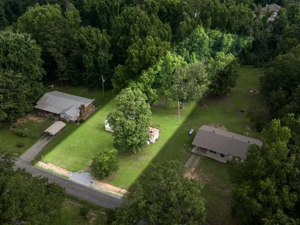 6 Simmons Ln, Conway, AR 72032