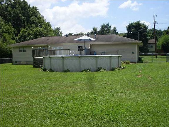 2nd image of 929 Kenny Way Dr
